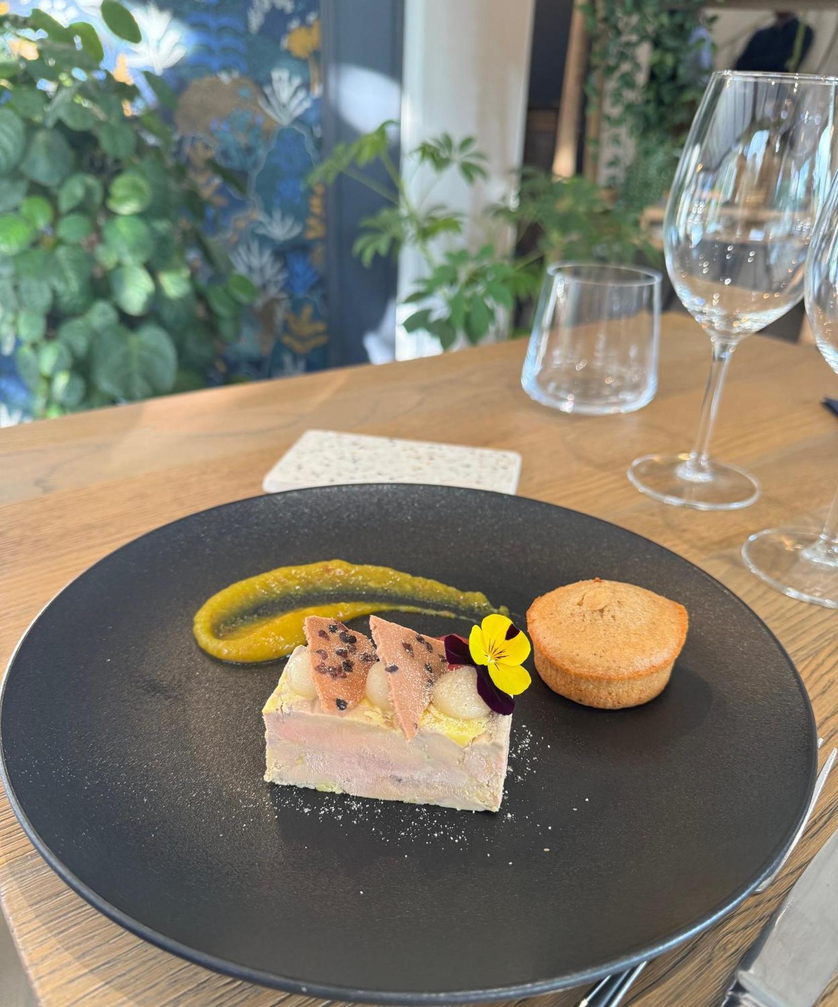 Le Clos Du Pontic Logis Et Cit'hotel 3*